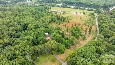 4449 Hickory Highway Statesville NC 28677