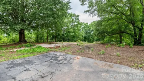 4449 Hickory Highway Statesville NC 28677