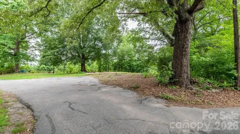 4449 Hickory Highway Statesville NC 28677