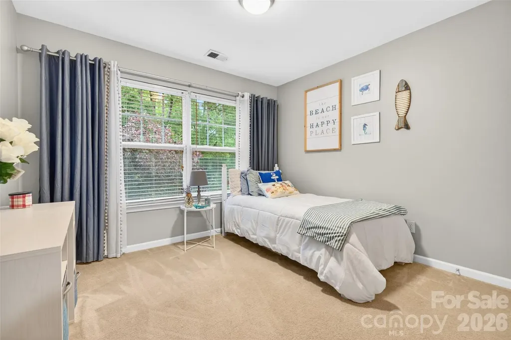 9834 Dominion Crest Drive Charlotte NC 28269
