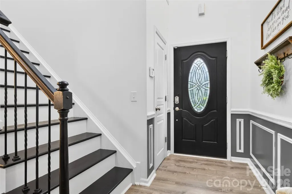 9834 Dominion Crest Drive Charlotte NC 28269