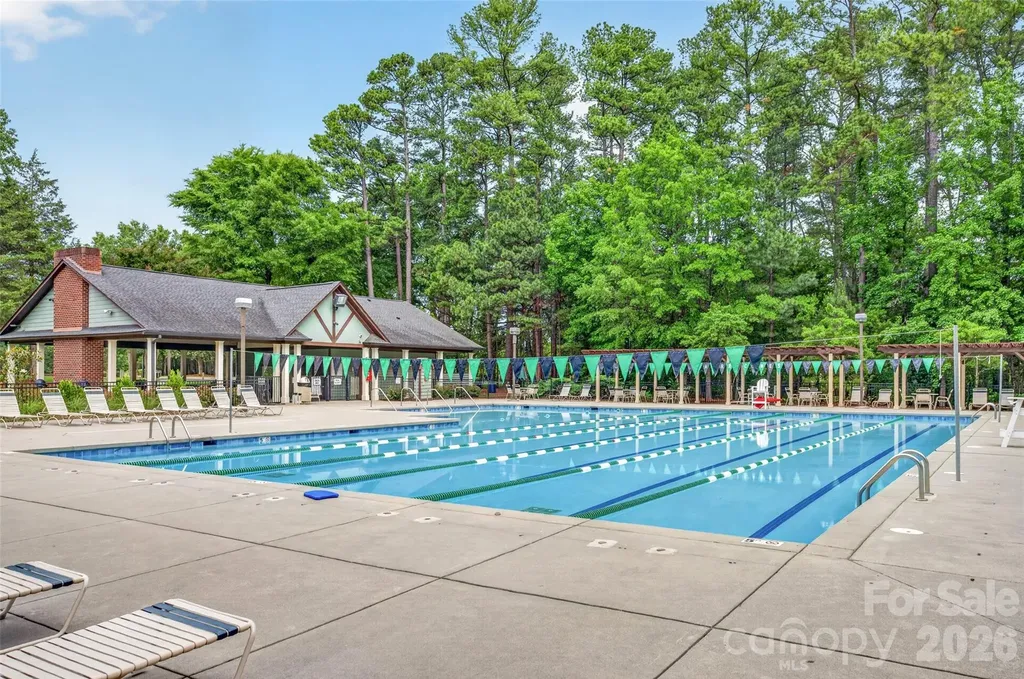 9834 Dominion Crest Drive Charlotte NC 28269