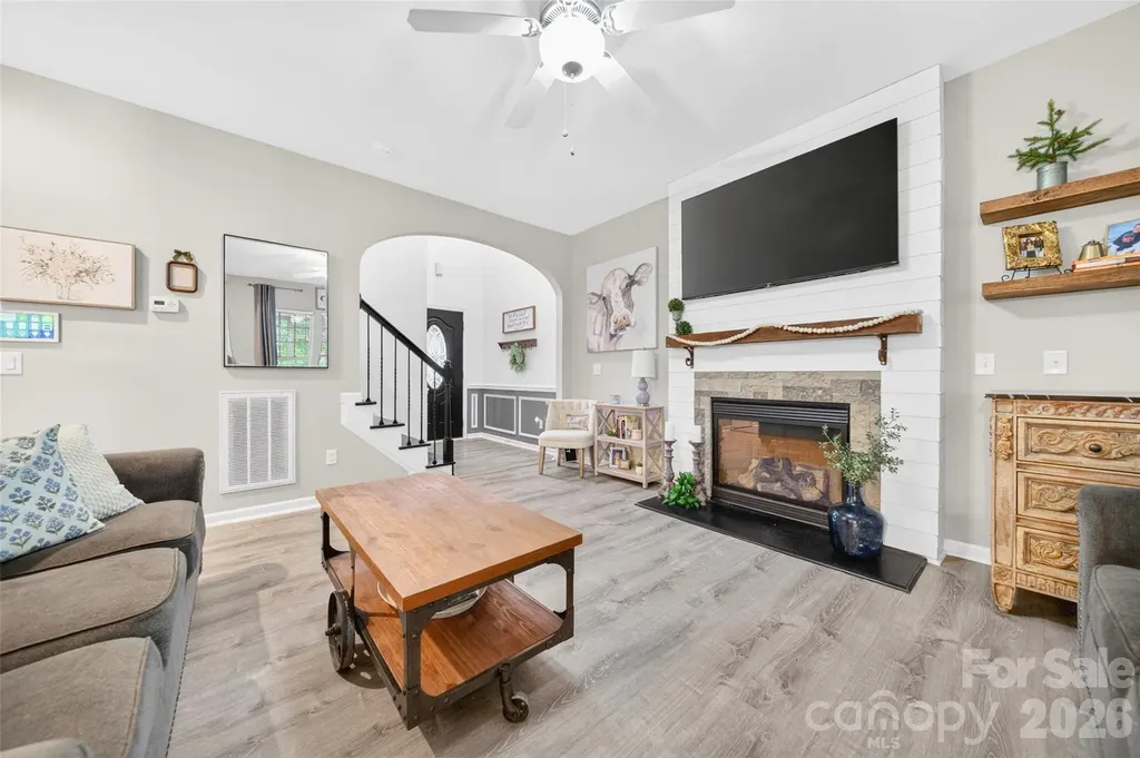 9834 Dominion Crest Drive Charlotte NC 28269