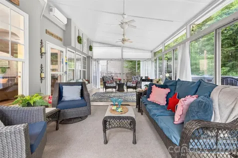 9834 Dominion Crest Drive Charlotte NC 28269