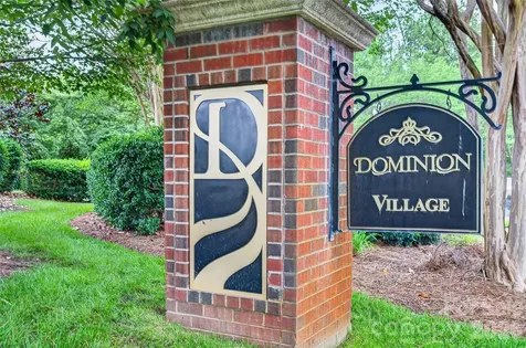 9834 Dominion Crest Drive Charlotte NC 28269