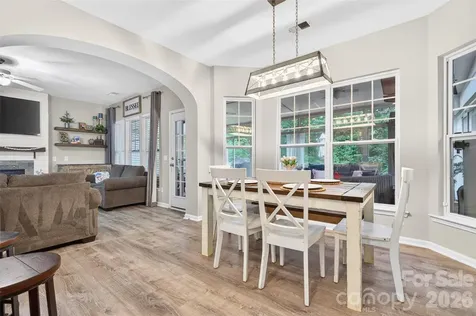 9834 Dominion Crest Drive Charlotte NC 28269