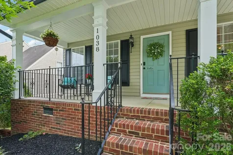 1038 Pepperwood Place Lake Wylie SC 29710