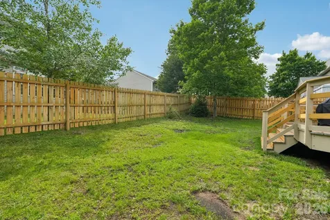1038 Pepperwood Place Lake Wylie SC 29710