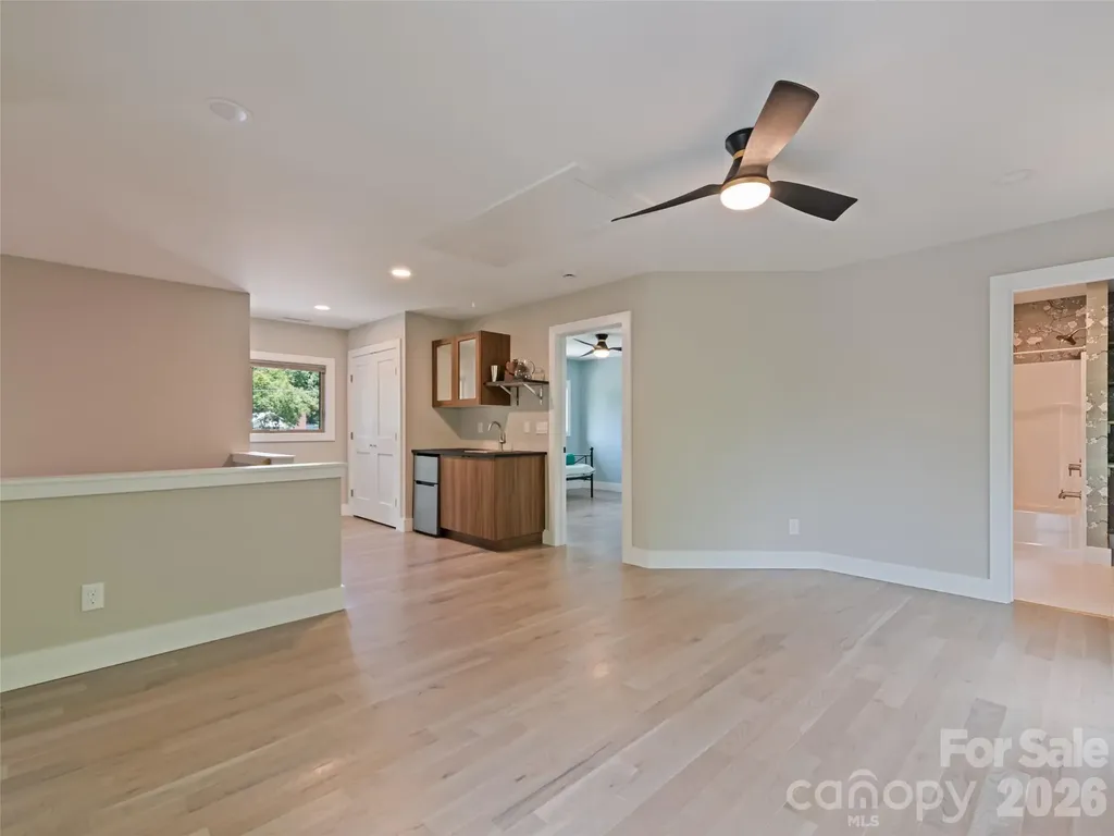 10 Pruitt Street Asheville NC 28806