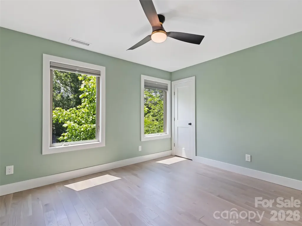 10 Pruitt Street Asheville NC 28806