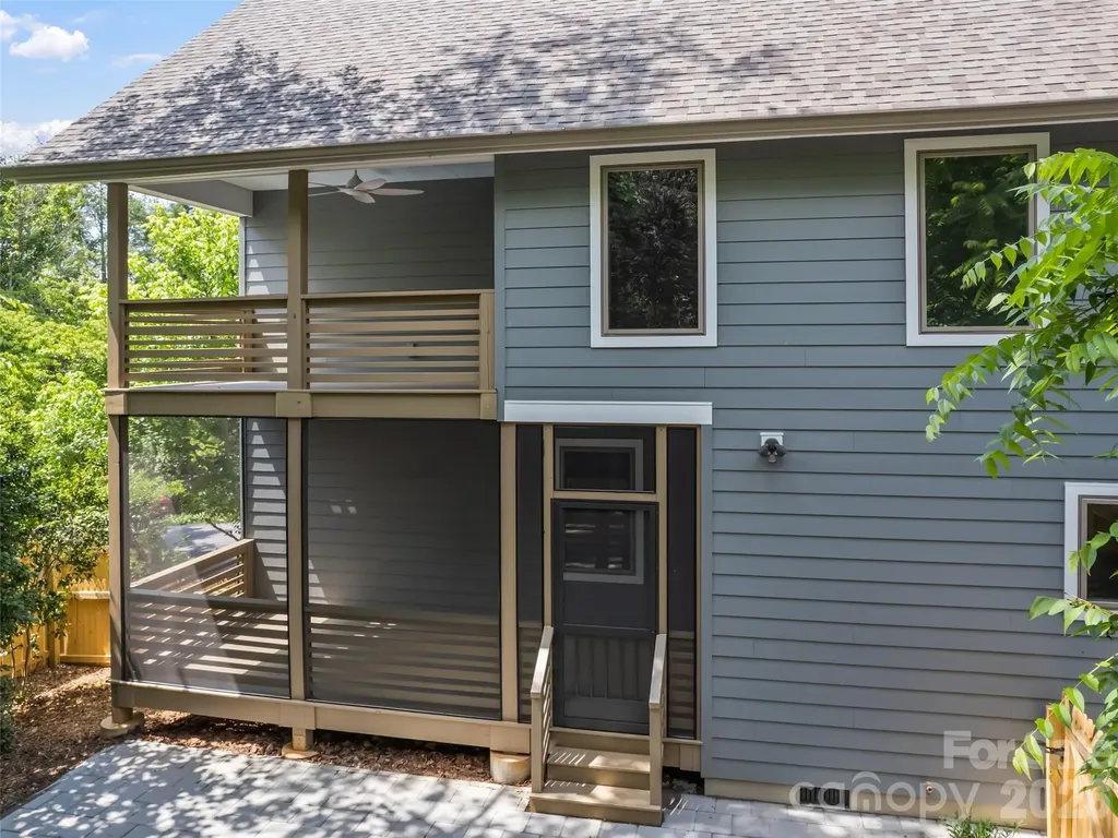 10 Pruitt Street Asheville NC 28806
