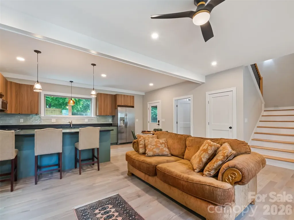 10 Pruitt Street Asheville NC 28806