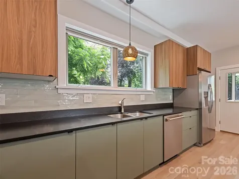 10 Pruitt Street Asheville NC 28806
