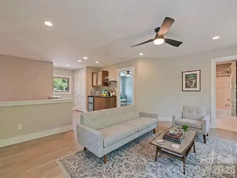 10 Pruitt Street Asheville NC 28806