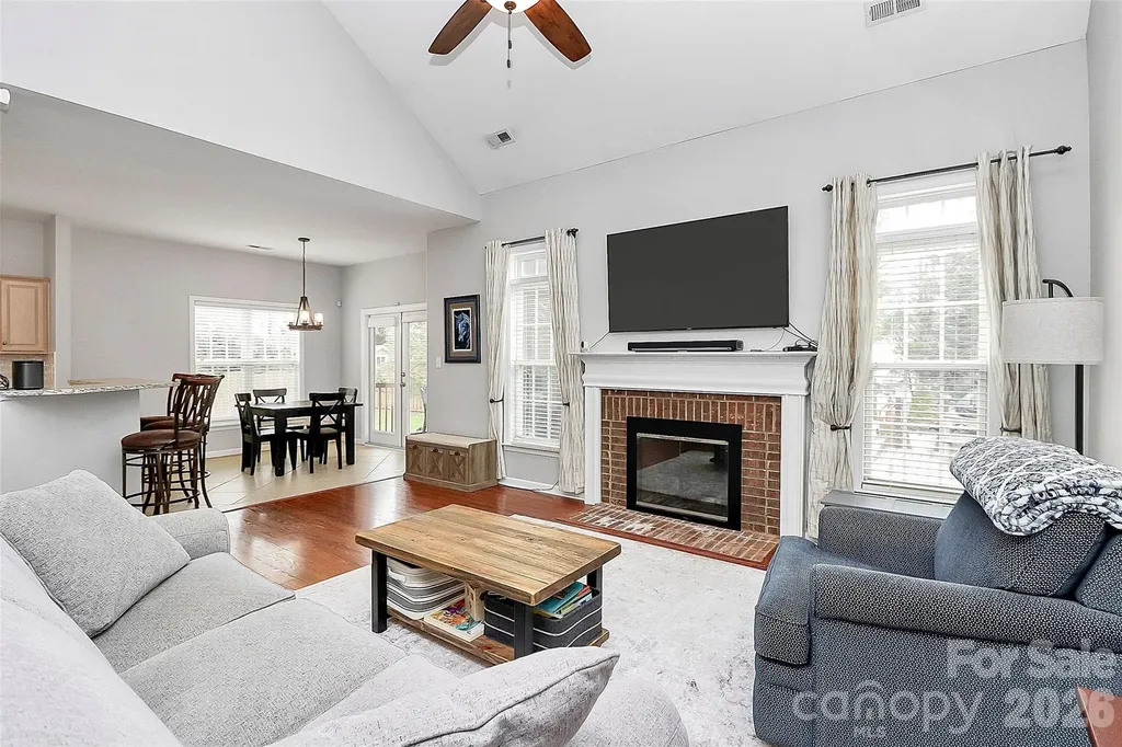 11816 Pheasant Lane Charlotte NC 28277