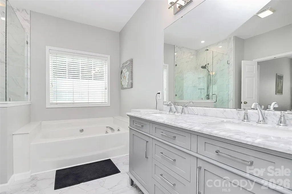 11816 Pheasant Lane Charlotte NC 28277