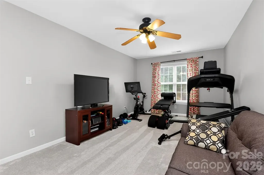 11816 Pheasant Lane Charlotte NC 28277