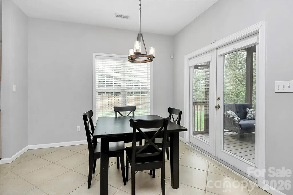 11816 Pheasant Lane Charlotte NC 28277