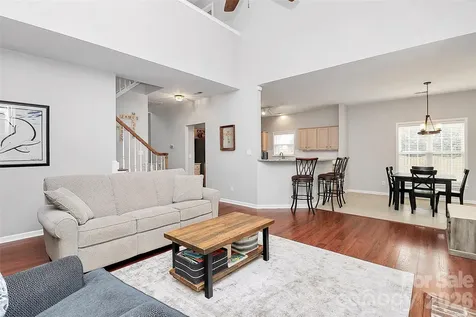 11816 Pheasant Lane Charlotte NC 28277
