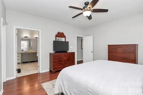 11816 Pheasant Lane Charlotte NC 28277
