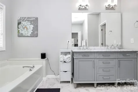 11816 Pheasant Lane Charlotte NC 28277