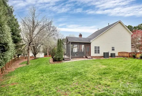 11816 Pheasant Lane Charlotte NC 28277
