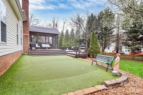 11816 Pheasant Lane Charlotte NC 28277