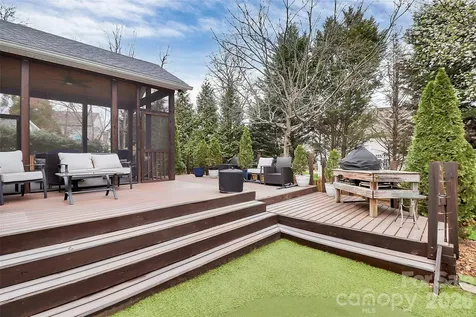 11816 Pheasant Lane Charlotte NC 28277