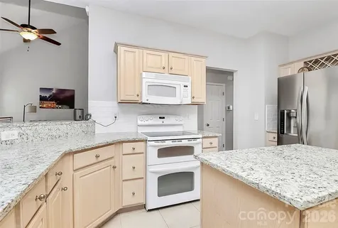 11816 Pheasant Lane Charlotte NC 28277