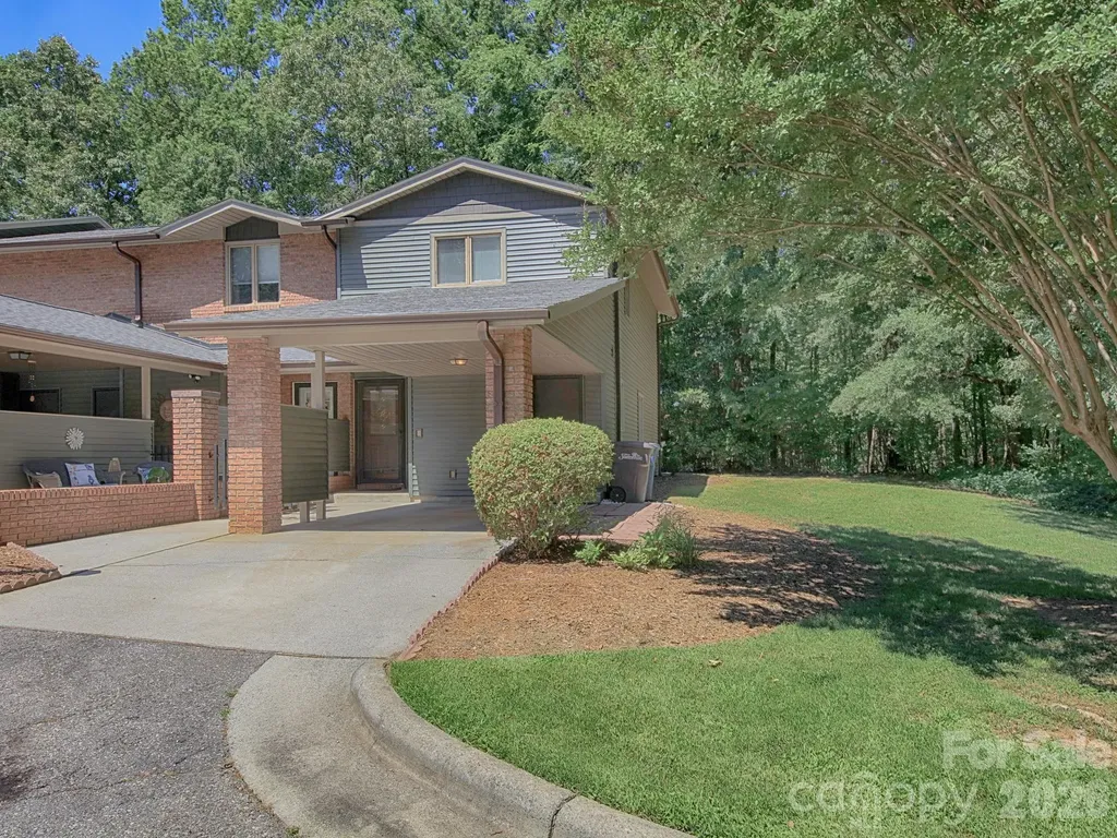 833 Coventry Lane Statesville NC 28677