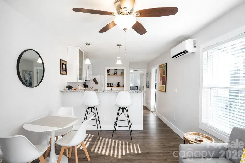 18 Oteen Park Place Asheville NC 28805