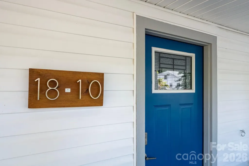18 Oteen Park Place Asheville NC 28805