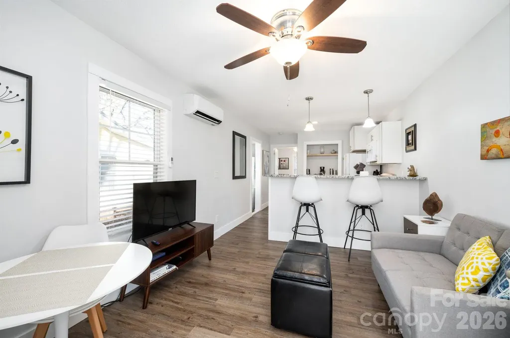 18 Oteen Park Place Asheville NC 28805
