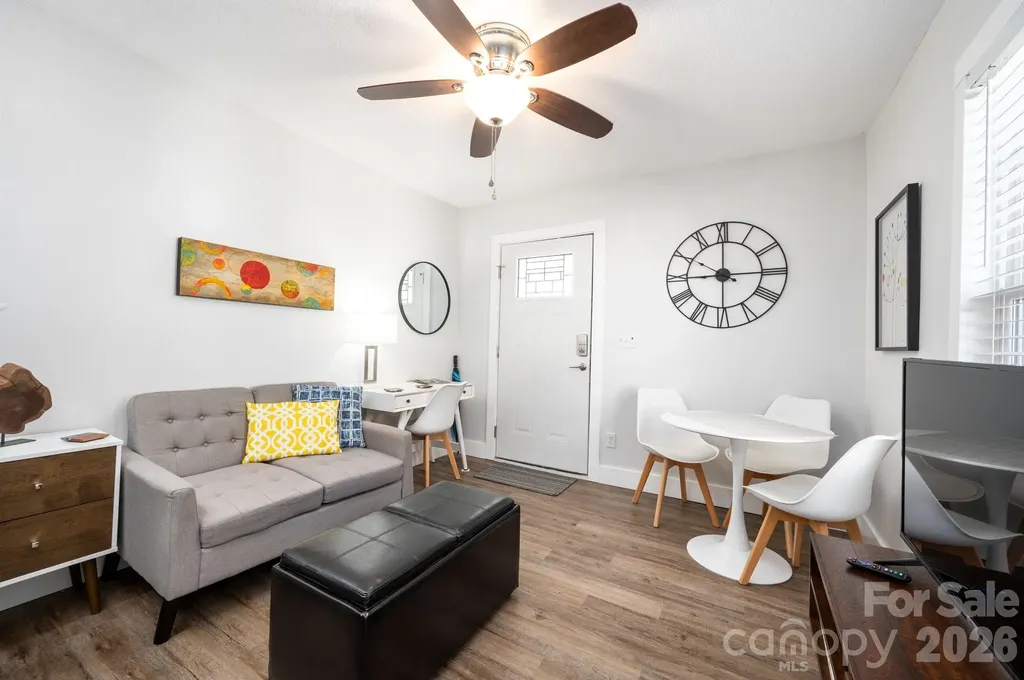 18 Oteen Park Place Asheville NC 28805