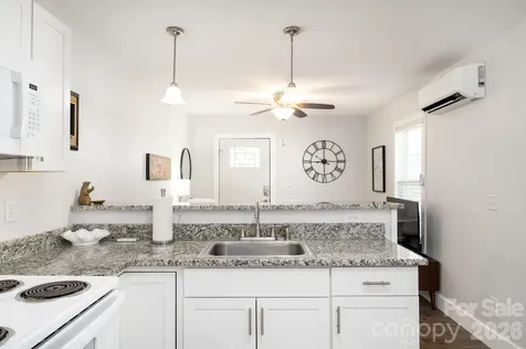 18 Oteen Park Place Asheville NC 28805