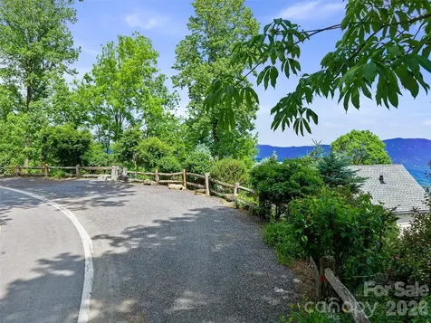 729 Bear Wallow Road Little Switzerland NC 28749