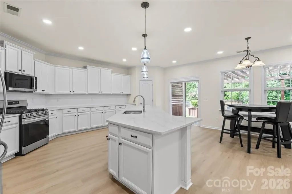 2701 Southern Trace Drive Waxhaw NC 28173