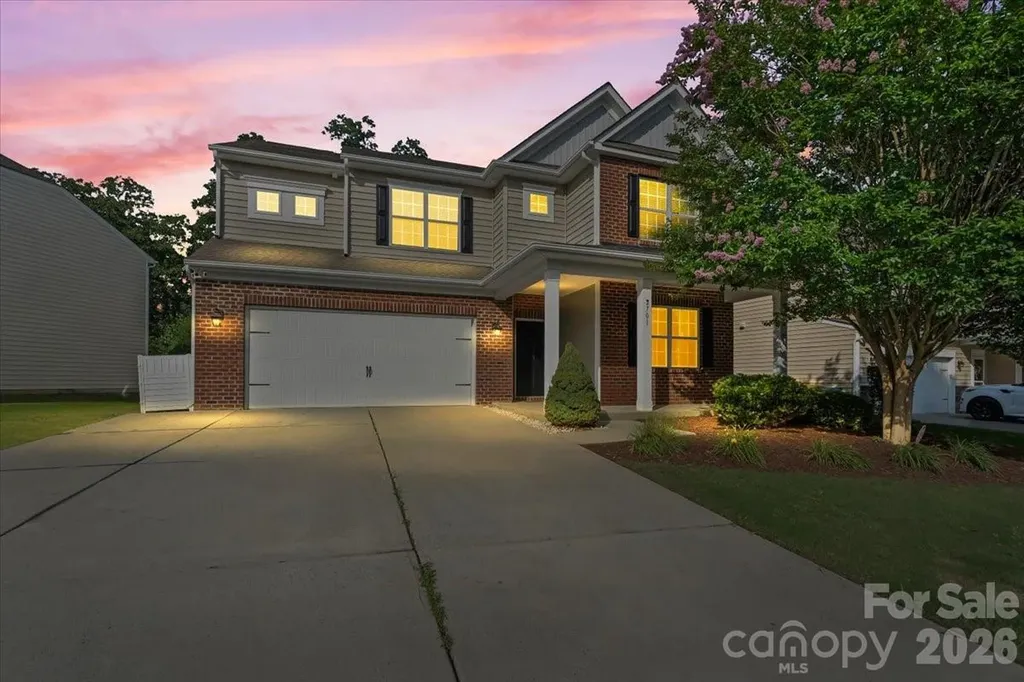 2701 Southern Trace Drive Waxhaw NC 28173