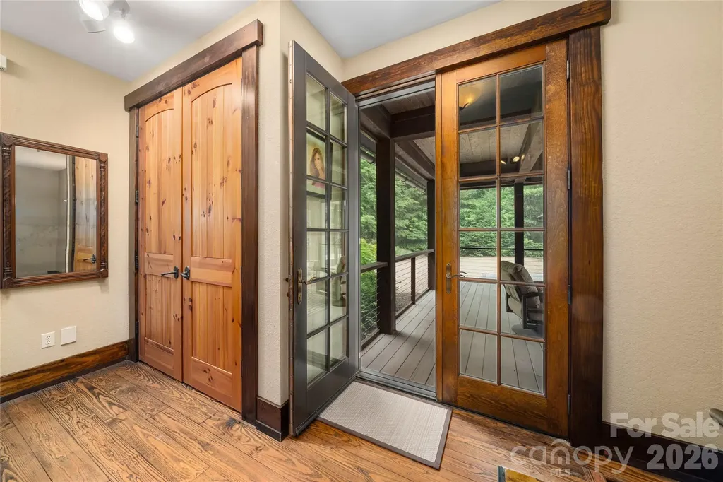 257 Bear Landing Drive Hendersonville NC 28792