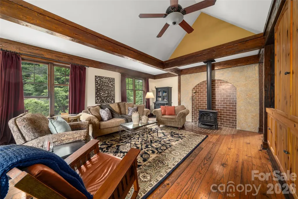 257 Bear Landing Drive Hendersonville NC 28792