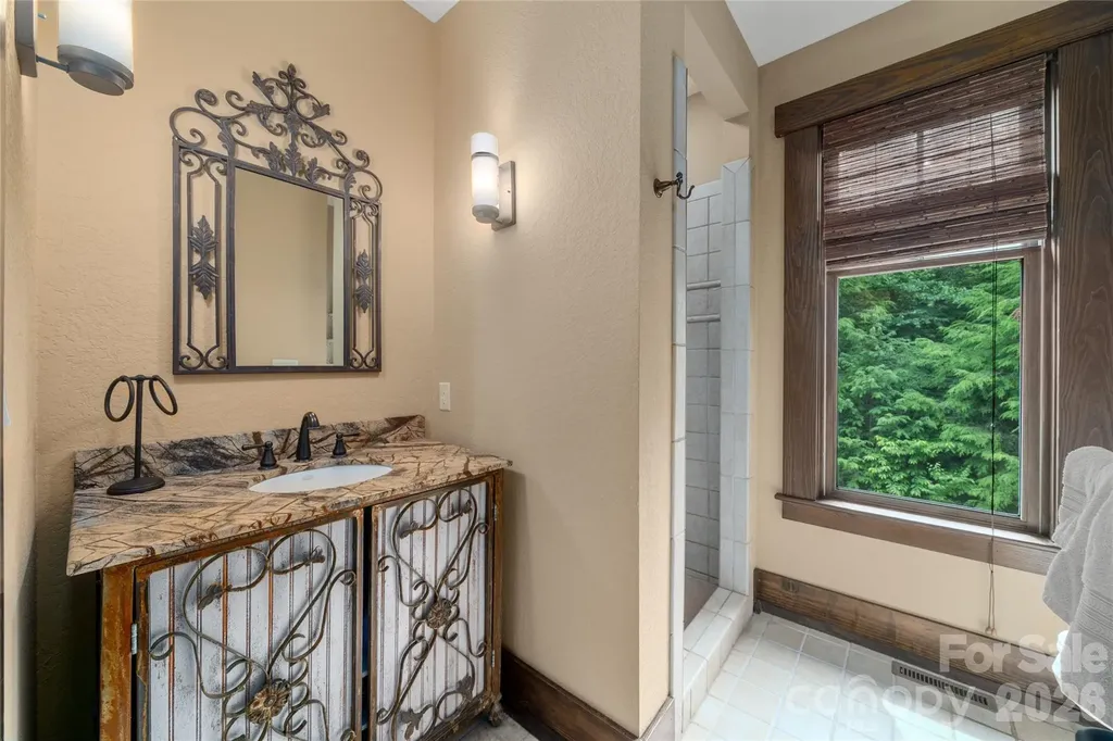 257 Bear Landing Drive Hendersonville NC 28792