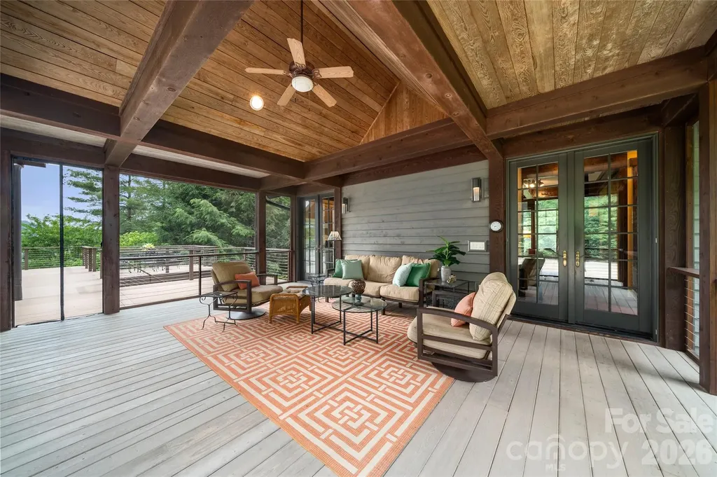 257 Bear Landing Drive Hendersonville NC 28792