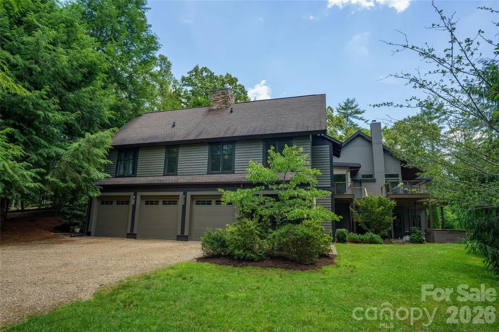 257 Bear Landing Drive Hendersonville NC 28792