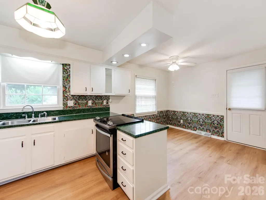 7200 Fox Hunt Road Charlotte NC 28212