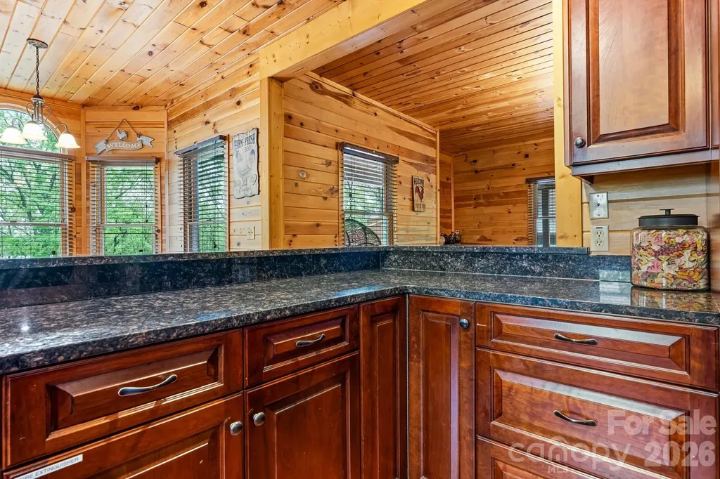 110 Mountain Crest Drive S Marion NC 28752