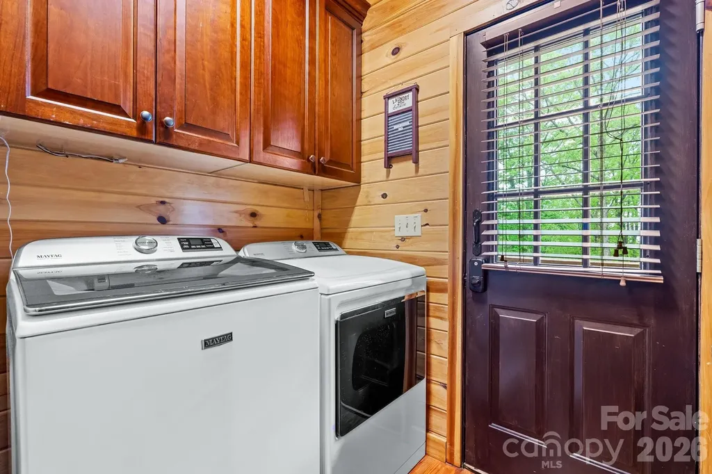 110 Mountain Crest Drive S Marion NC 28752
