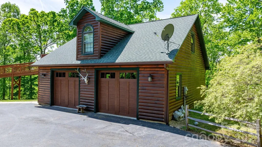 110 Mountain Crest Drive S Marion NC 28752