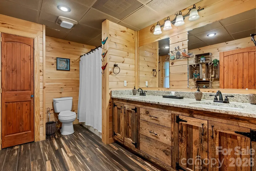 110 Mountain Crest Drive S Marion NC 28752