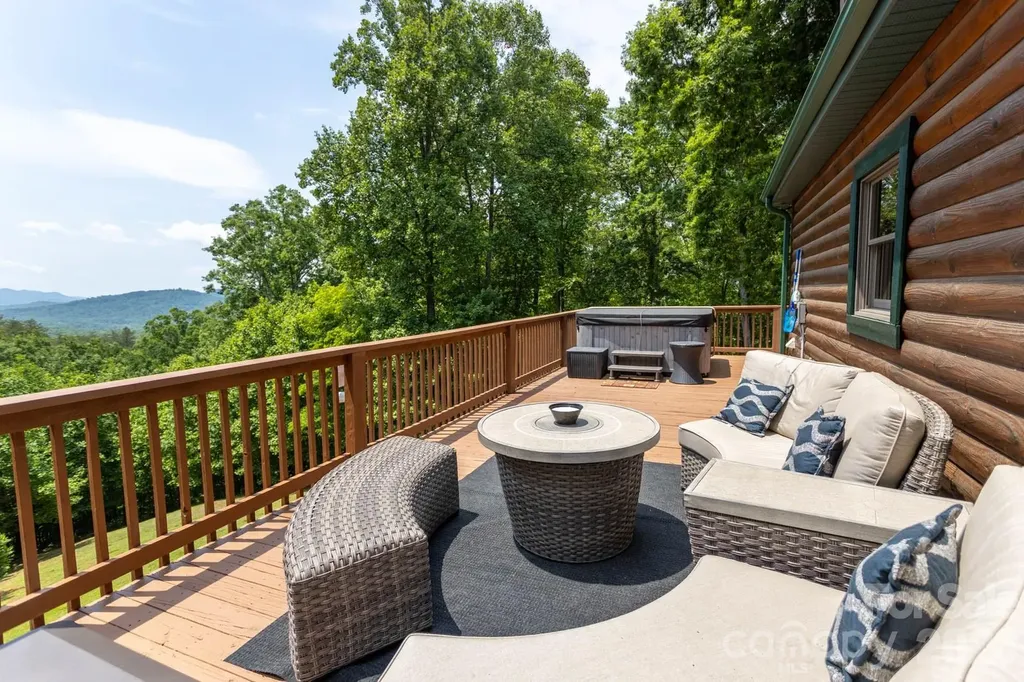 110 Mountain Crest Drive S Marion NC 28752