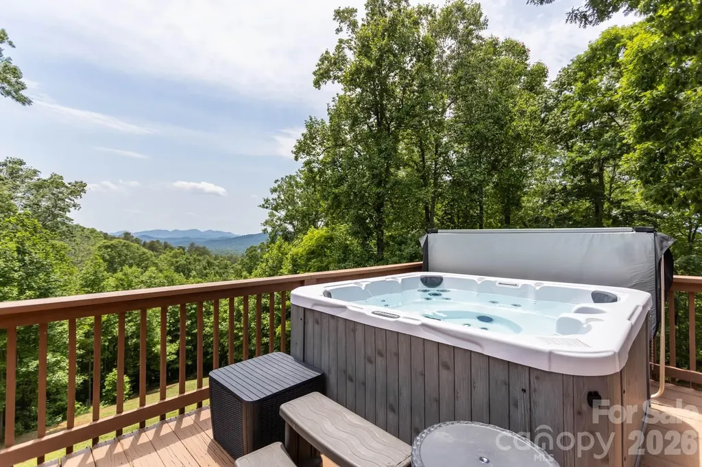 110 Mountain Crest Drive S Marion NC 28752